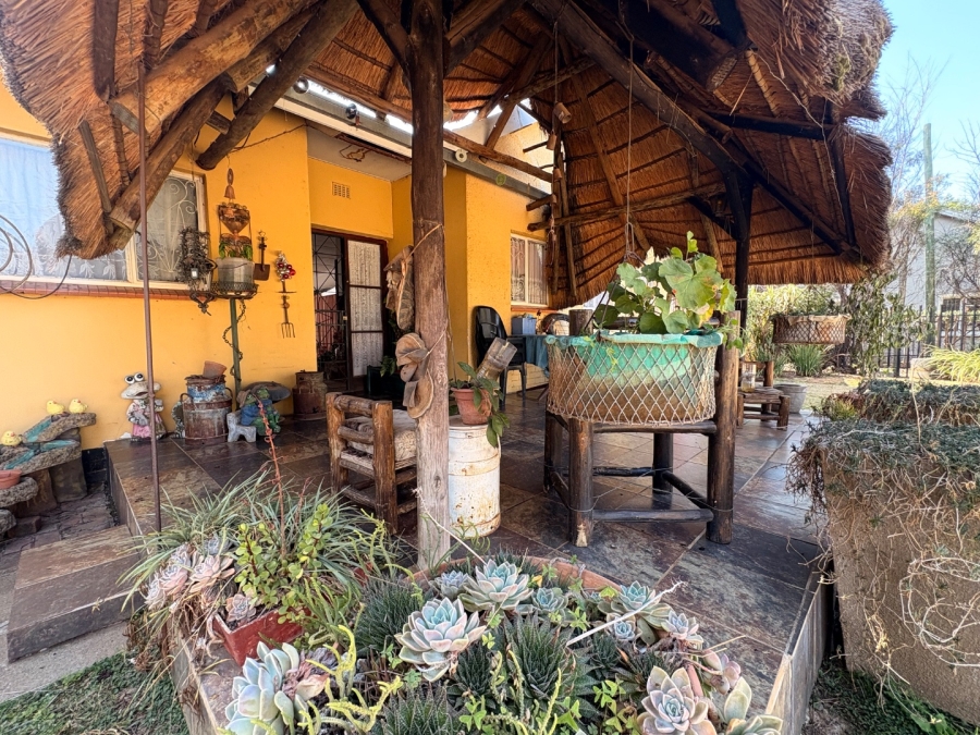 4 Bedroom Property for Sale in Lourenspark North West